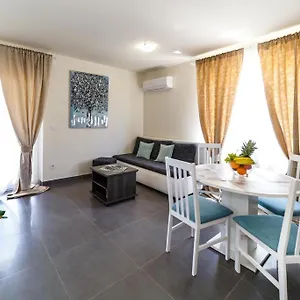 Apartmán Leondori